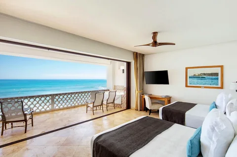 Elite Ocean 2 Queen Beds